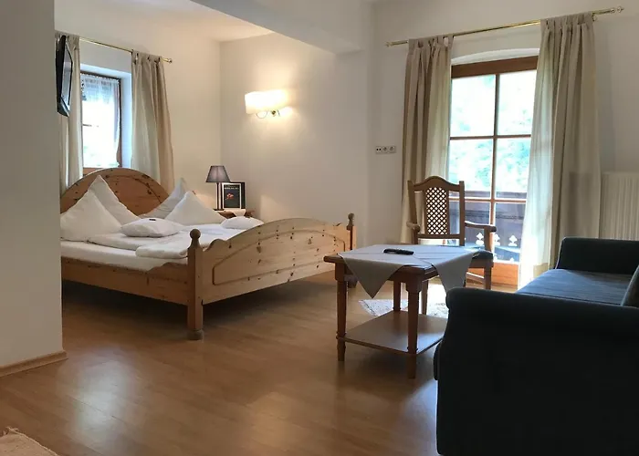 Bavaria Hotel 3*